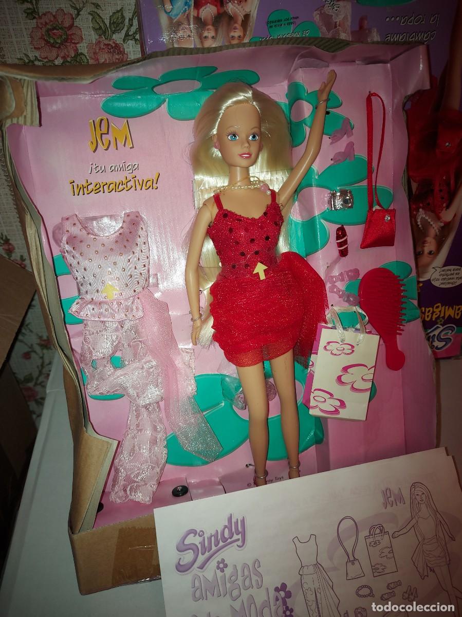 Otras mu&ntilde;ecas de Famosa cl&aacute;sicas y de colecci&oacute;n: MU&Ntilde;ECA SINDY HABLO Y CANTO