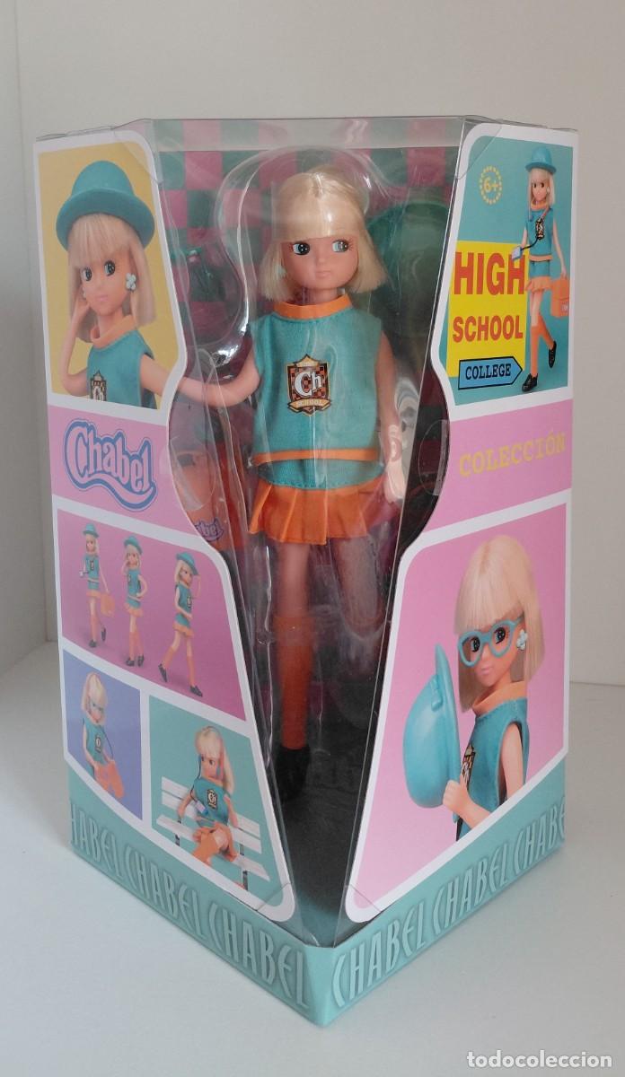 Otras mu&ntilde;ecas de Famosa cl&aacute;sicas y de colecci&oacute;n: MU&Ntilde;ECA CHABEL HIGH SCHOOL REEDICION DE FAMOSA 2024 lote 2