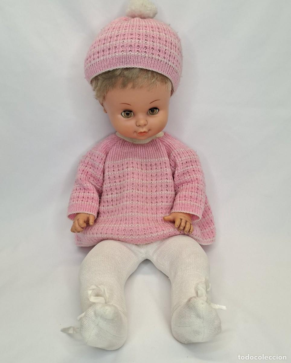Otras mu&ntilde;ecas de Famosa cl&aacute;sicas y de colecci&oacute;n: MU&Ntilde;ECA BABY DE MAMA DE FAMOSA, ROPA ORIGINAL.