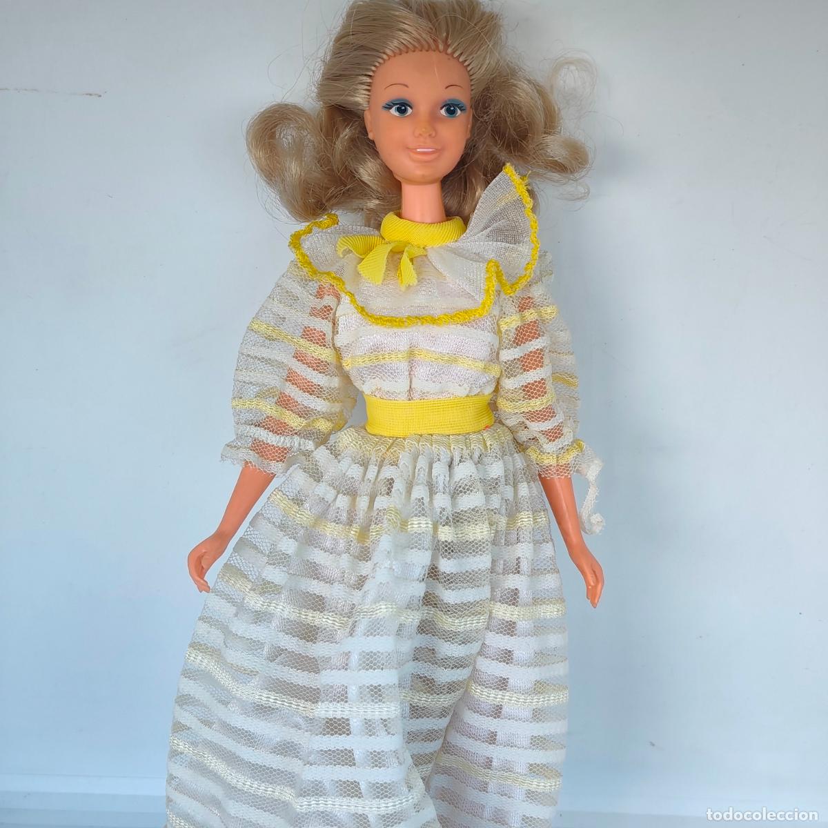 Otras mu&ntilde;ecas de Famosa cl&aacute;sicas y de colecci&oacute;n: MU&Ntilde;ECA DARLING PRIMAVERA DE FAMOSA ?