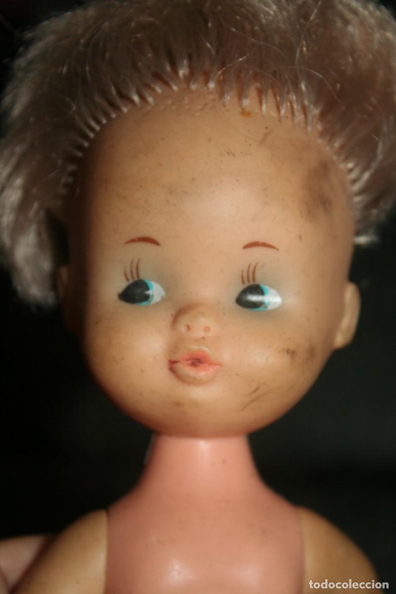 Otras mu&ntilde;ecas de Famosa cl&aacute;sicas y de colecci&oacute;n: MU&Ntilde;ECO DE FAMOSA OJOS PINTADOS