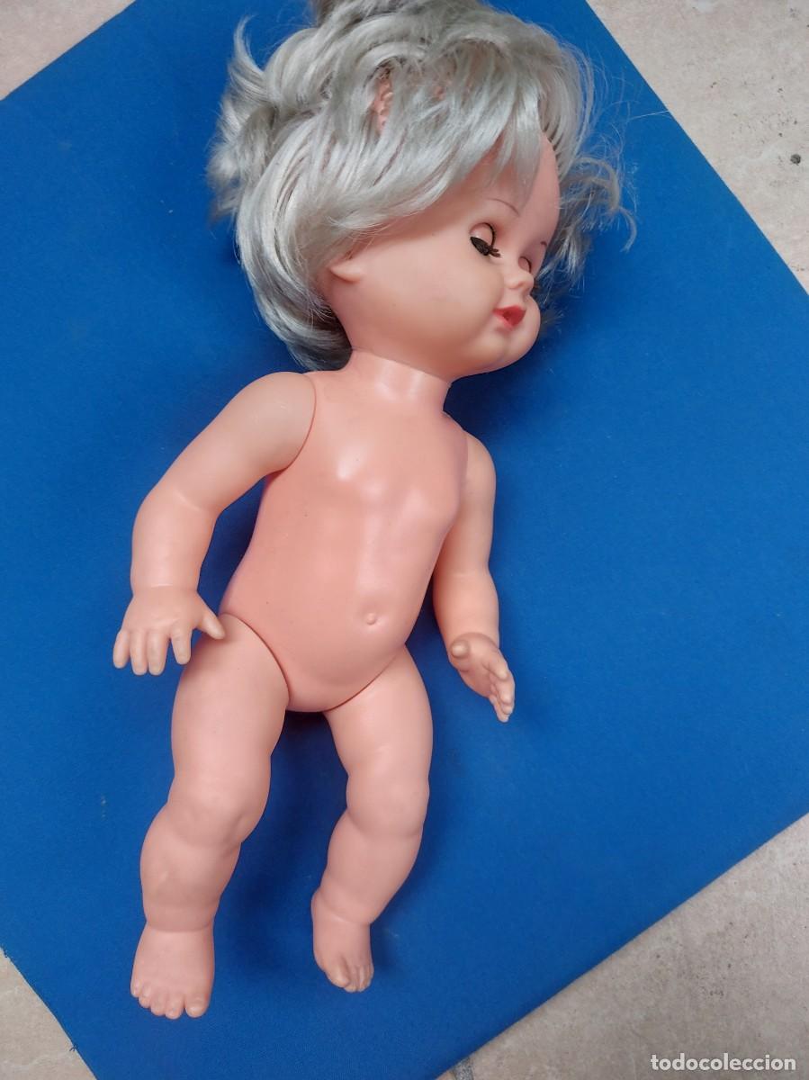 Otras mu&ntilde;ecas de Famosa cl&aacute;sicas y de colecci&oacute;n: Marca Famosa -Mu&ntilde;eca tipo beb&eacute;/ ni&ntilde;a peque&ntilde;a