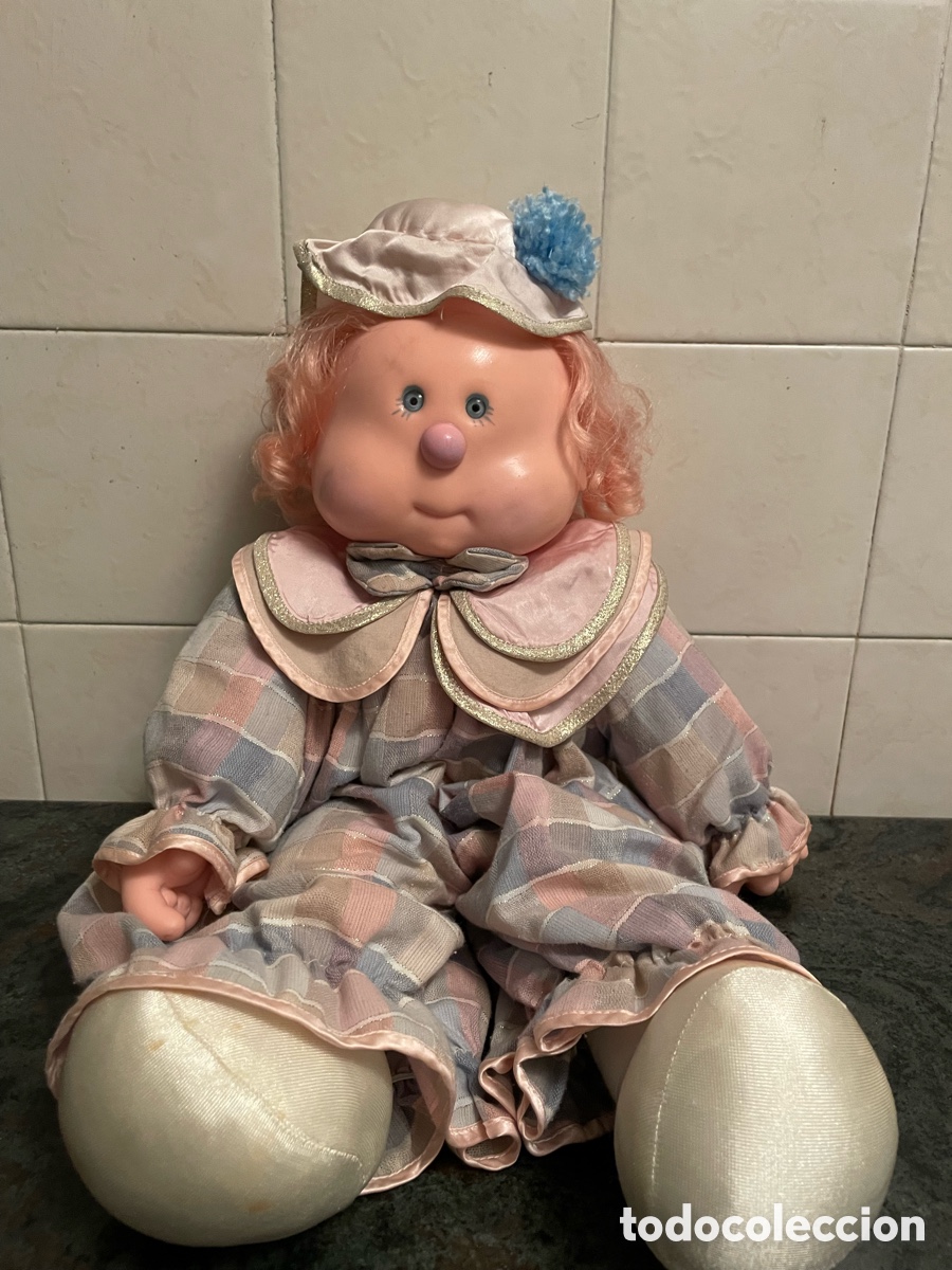 Otras mu&ntilde;ecas de Famosa cl&aacute;sicas y de colecci&oacute;n: Mu&ntilde;eca de Famosa Mina payaso