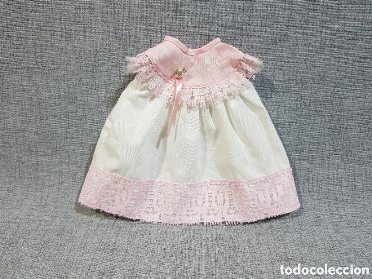 Otras mu&ntilde;ecas de Famosa cl&aacute;sicas y de colecci&oacute;n: VESTIDO FAMOSA ROSA Y BLANCO PARA MU&Ntilde;ECA M&Aacute;S PEQUE&Ntilde;A QUE NANCY. CON ETIQUETA.