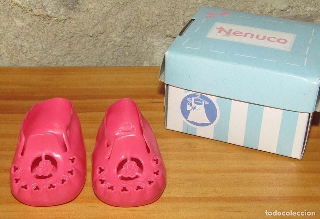 Otras mu&ntilde;ecas de Famosa cl&aacute;sicas y de colecci&oacute;n: ZAPATOS ROSAS DEL MU&Ntilde;ECO NENUCO DE FAMOSA - NUEVOS Y EN SU CAJA ORIGINAL