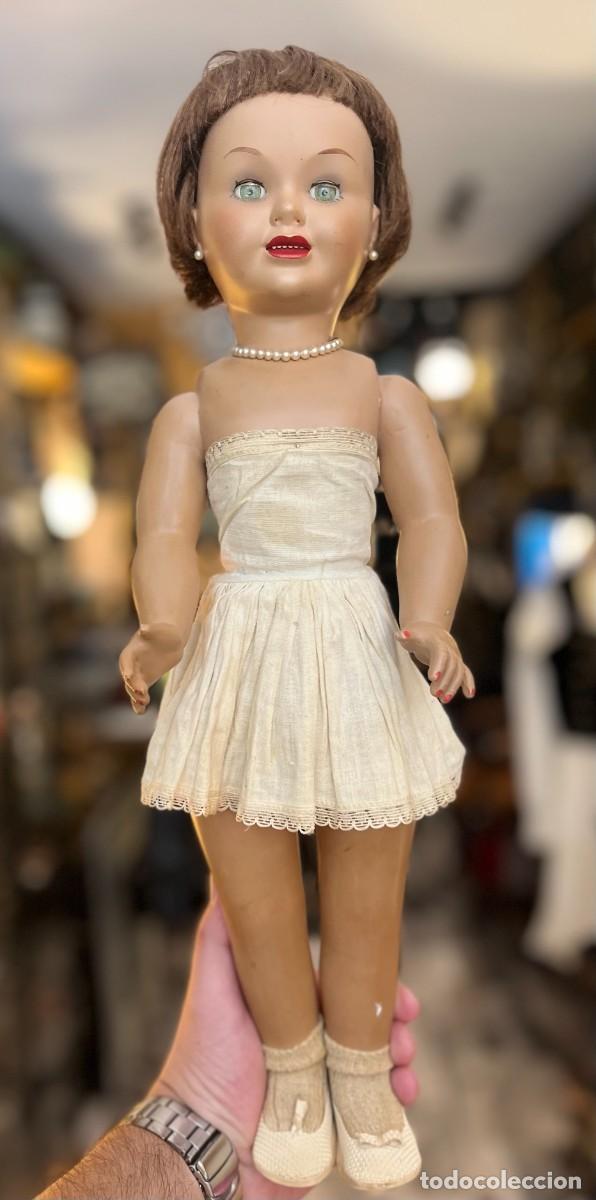 Otras mu&ntilde;ecas de Famosa cl&aacute;sicas y de colecci&oacute;n: Mu&ntilde;eca Chelito de Famosa a&ntilde;os 50 60 ojos durmientes parlante 47 cm