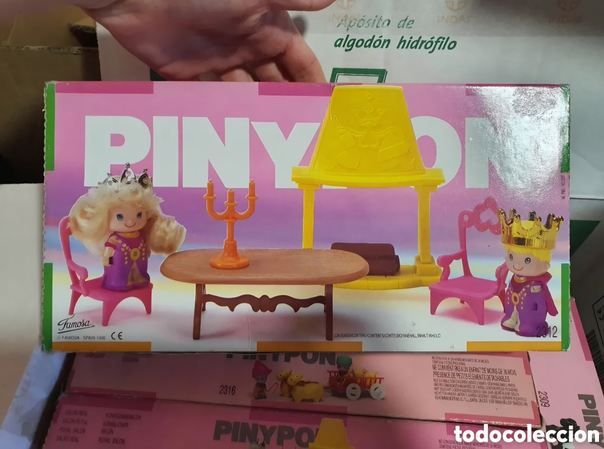 Otras mu&ntilde;ecas de Famosa cl&aacute;sicas y de colecci&oacute;n: Pin y pon 2312 sal&oacute;n real. Famosa. Nuevo