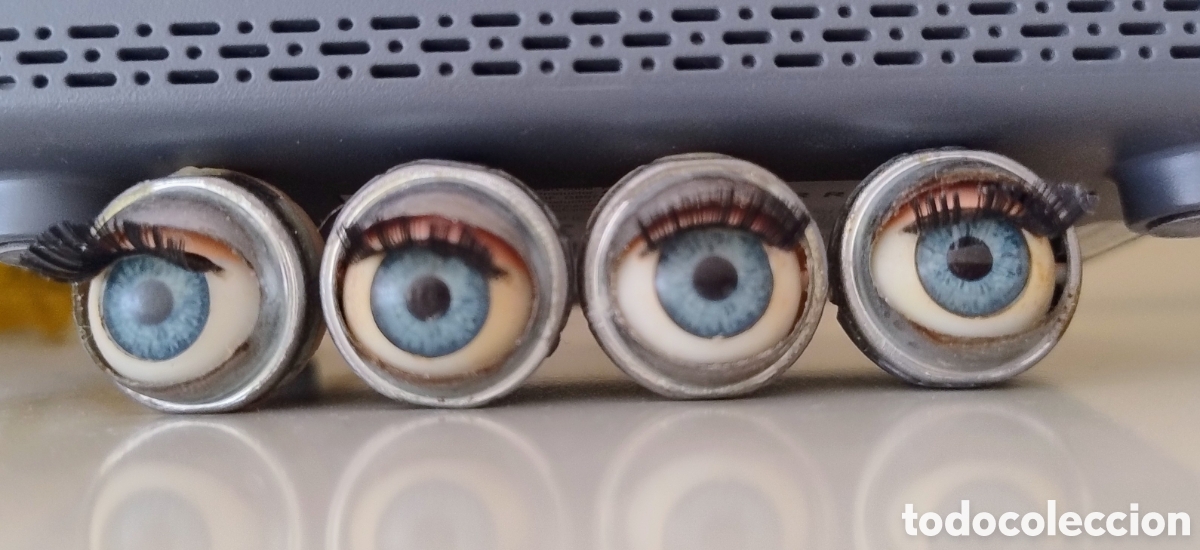 Otras mu&ntilde;ecas de Famosa cl&aacute;sicas y de colecci&oacute;n: Dos pares de ojos ochenteros no Nancy