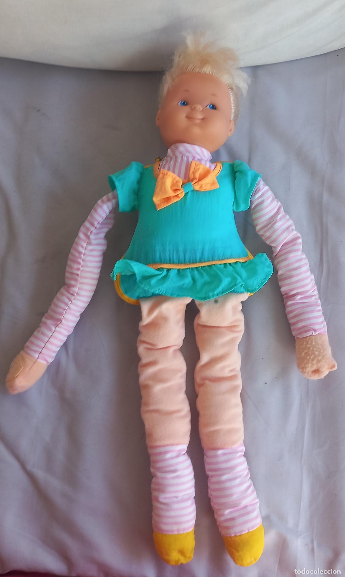 Otras mu&ntilde;ecas de Famosa cl&aacute;sicas y de colecci&oacute;n: Mu&ntilde;eca Compi Camiseta de Famosa, de los a&ntilde;os 90. T 10 - 95