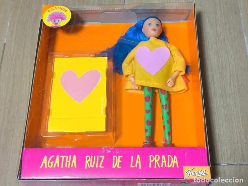 Otras mu&ntilde;ecas de Famosa cl&aacute;sicas y de colecci&oacute;n: Mu&ntilde;eca 22 cm Agatha Ruiz de la Prada Famosa 2002