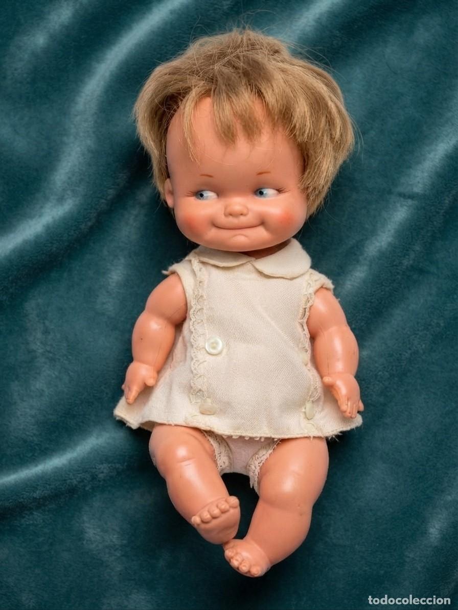 Otras mu&ntilde;ecas de Famosa cl&aacute;sicas y de colecci&oacute;n: Mu&ntilde;eca BALITA / BAL&Iacute;N con ROPA ORIGINAL. FAMOSA, a&ntilde;os 60.