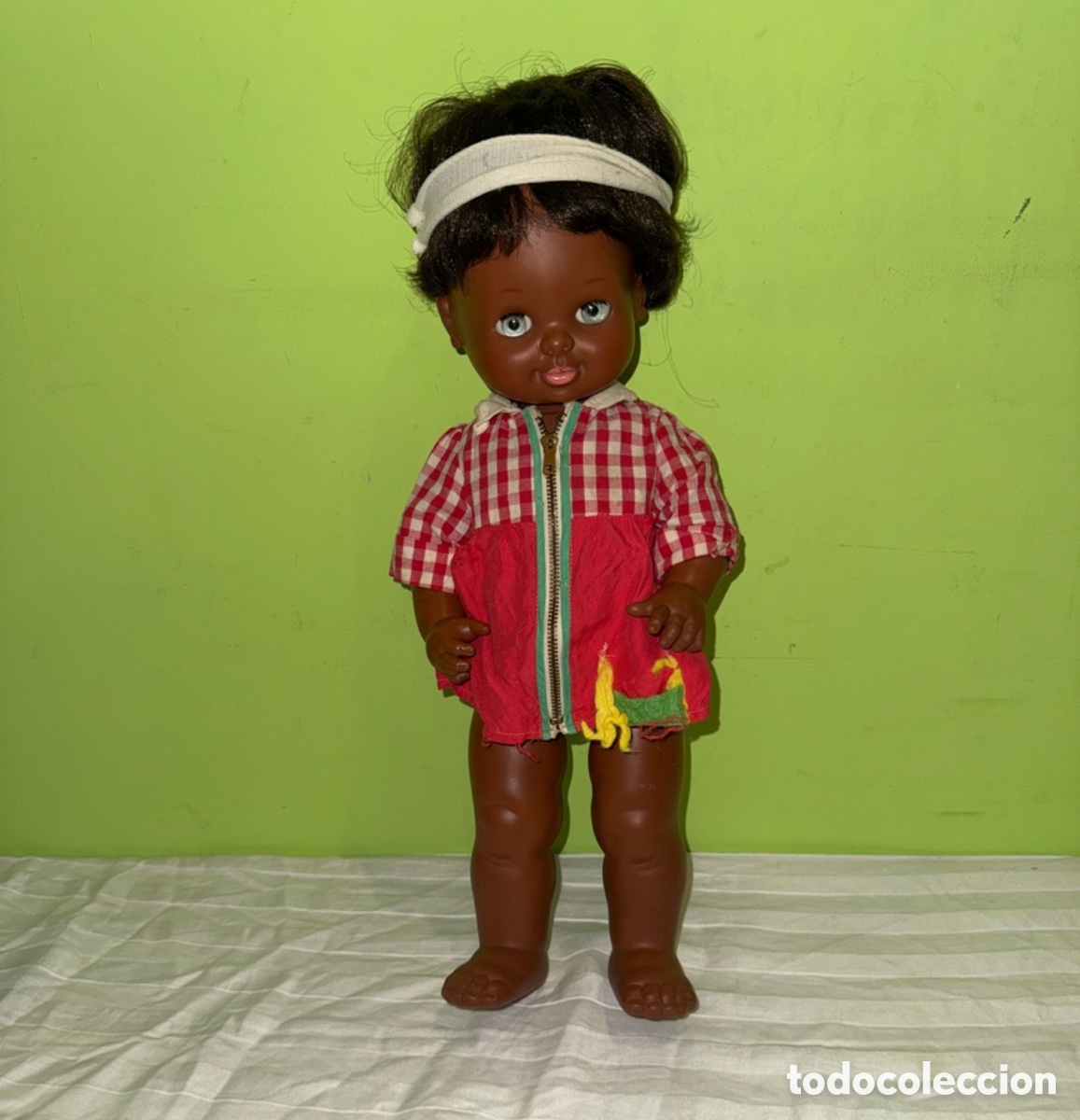 Otras mu&ntilde;ecas de Famosa cl&aacute;sicas y de colecci&oacute;n: Mu&ntilde;eca Graciosa Negra de Famosa &ndash; A&ntilde;os 70 &ndash; Ojos Azules