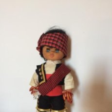 Otras Muñecas de Famosa: MUÑECO CON TRAJE DE BATURRO. AÑOS 70. Lote 278466128