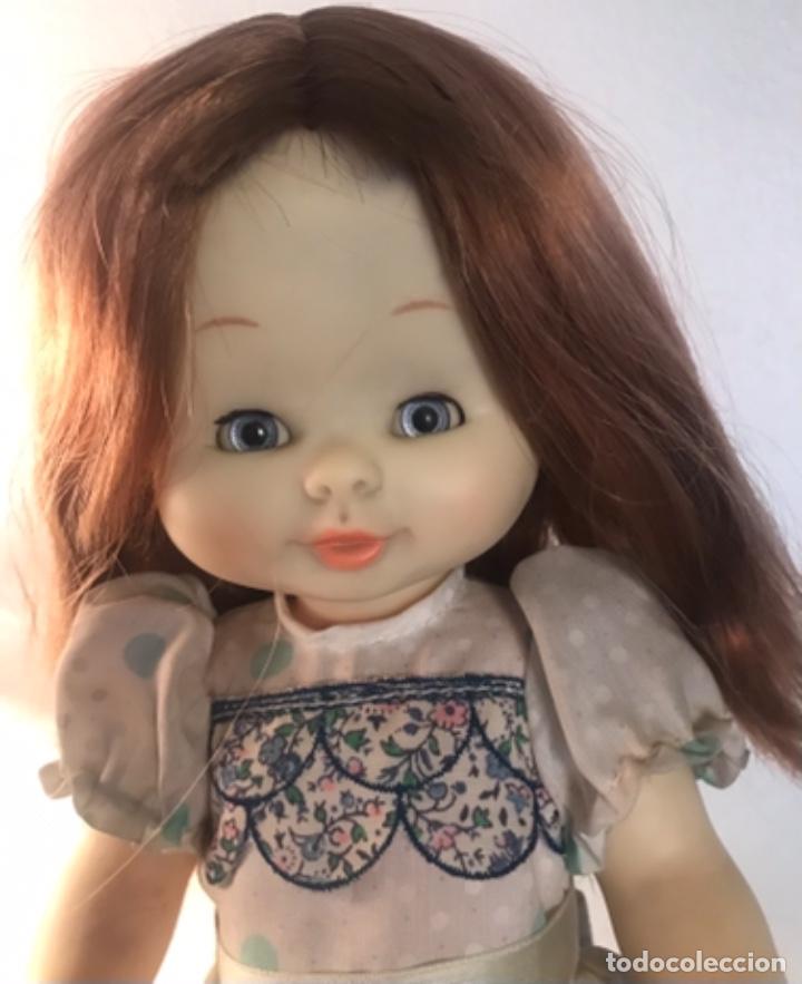 Otras Muñecas de Famosa: Preciosa muñeca Elen de Famosa marcada ,melena pelirroja ropa original ojos margarita azules años 70 - Foto 17 - 286988693