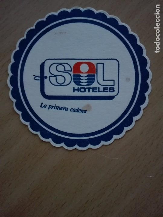 Sammelleidenschaft Andere Papierartikel: POSAVASOS - SOL HOTELES -LA PRIMERA CADENA-