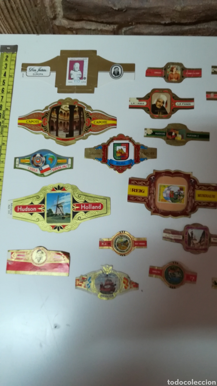 Otros art&iacute;culos de coleccionismo en papel: Lote de 30 vitolas variadas - Foto 2