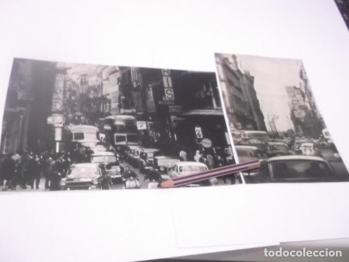 Otros Art&iacute;culos de Coleccionismo en Papel: RECORTE PUBLICIDAD A&Ntilde;O 60 - MOTO VESPA Y COCHES SEAT 600 , SEAT 1500. EN CALLE DE MADRID