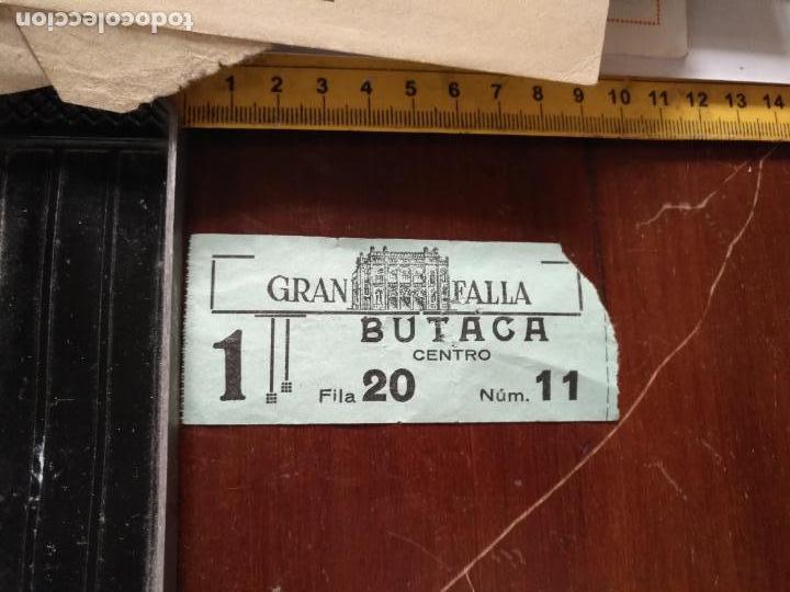 Outros artigos de papel: antigua entrada gran teatro falla cadiz