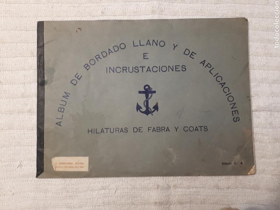 Altri oggetti di carta: &Aacute;lbum bordado llano y aplicaciones e incrustaciones. Fabra y Coats. N&deg; 4