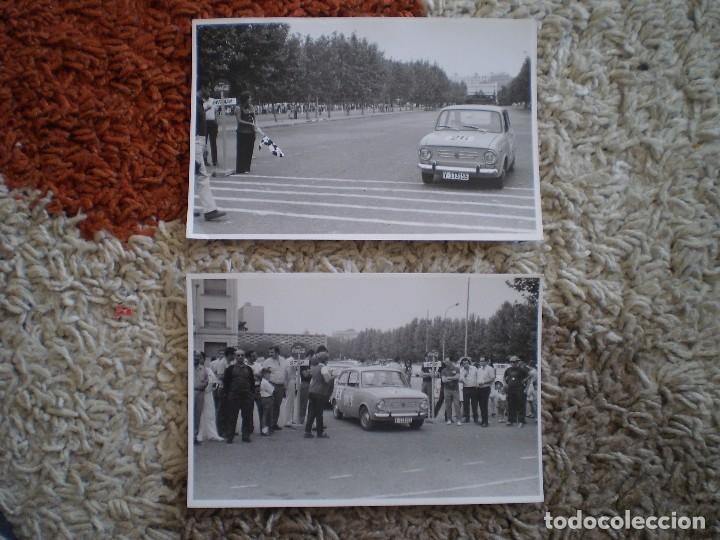 Outros artigos de papel: 2 FOTOS COMPETICI&Oacute;N COCHES EN VALENCIA. SEAT 850. PUBLICIDAD COCA COLA. A&Ntilde;OS 60. BUENA CONSERVACION
