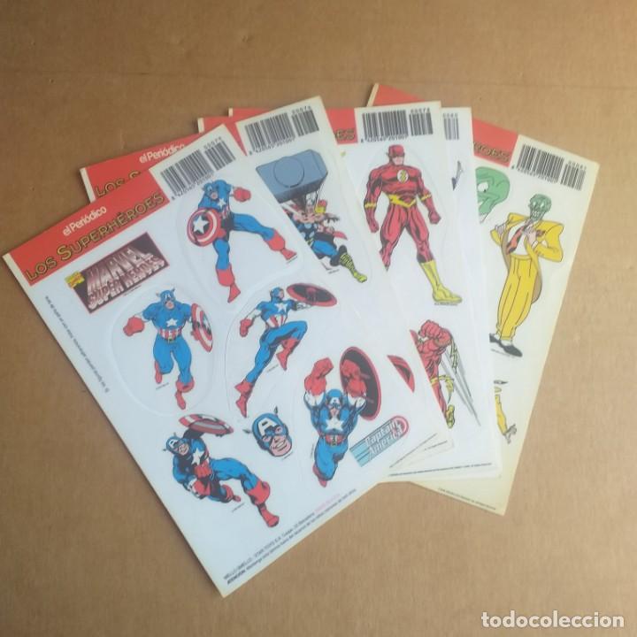 Otros Art&iacute;culos de Coleccionismo en Papel: 5 L&aacute;minas de superh&eacute;roes, El Peri&oacute;dico