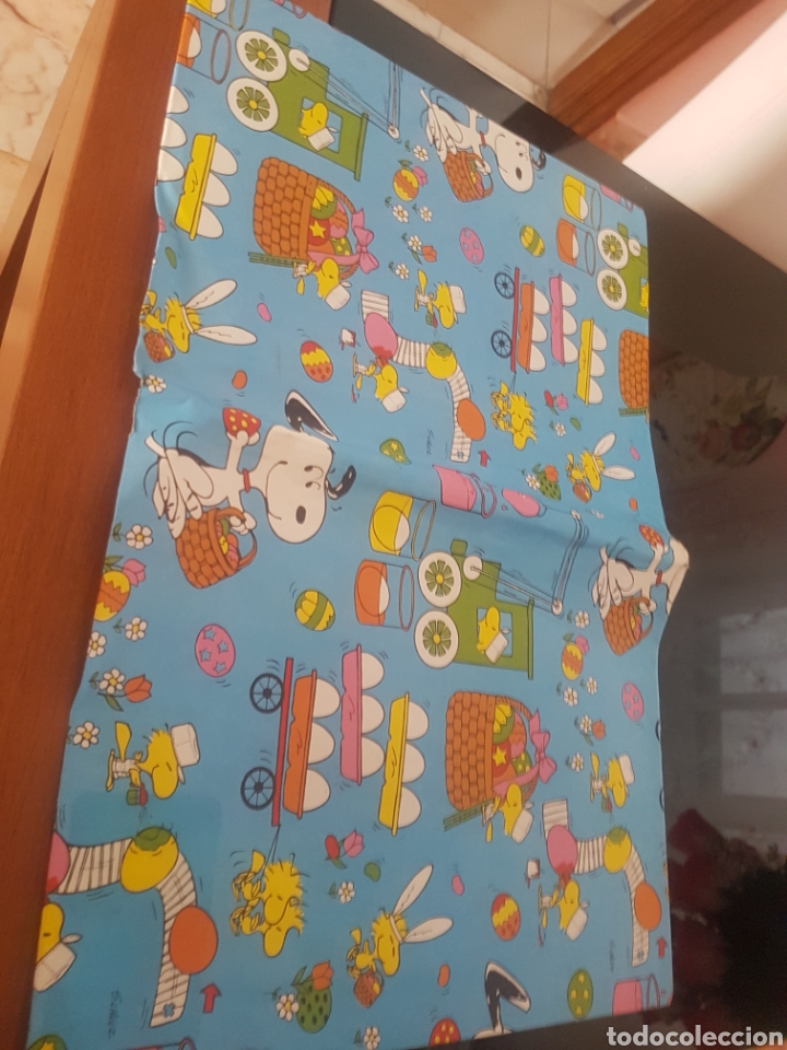 Collectionnisme Papier divers: Papel de regalo a&ntilde;os 80 para forrar un libro Snoopy