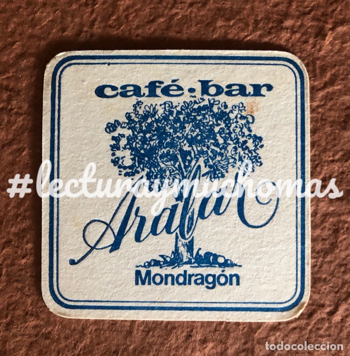 Outros artigos de papel: ANTIGUO POSAVASOS DEL CAF&Eacute; BAR ARALAR DE MONDRAG&Oacute;N. 8 x 8 Cms. BUEN ESTADO. DE CARTON FINO.