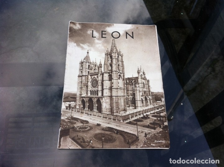 Collectionnisme Papier divers: FOLLETO TUR&Iacute;STICO DE LE&Oacute;N.