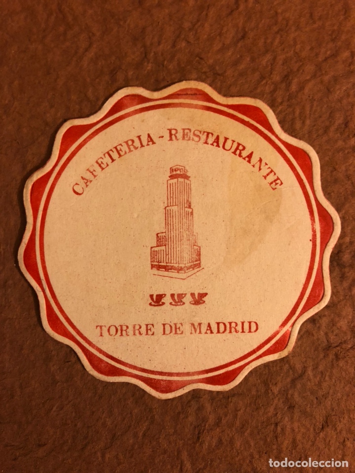 Collectionnisme Papier divers: CAFETER&Iacute;A RESTAURANTE TORRE DE MADRID. ANTIGUO POSAVASOS DE PAPEL. 8,2 Cms de &Oslash;.