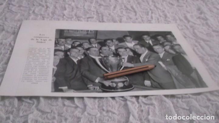 Otros Art&iacute;culos de Coleccionismo en Papel: RECORTE A&Ntilde;O 1935 - FUTBOL.EL BETIS CAMPEON DE LIGA , JUGADOR UNAMUNO Y SUS COMPA&Ntilde;EROS RECOGE LA COPA