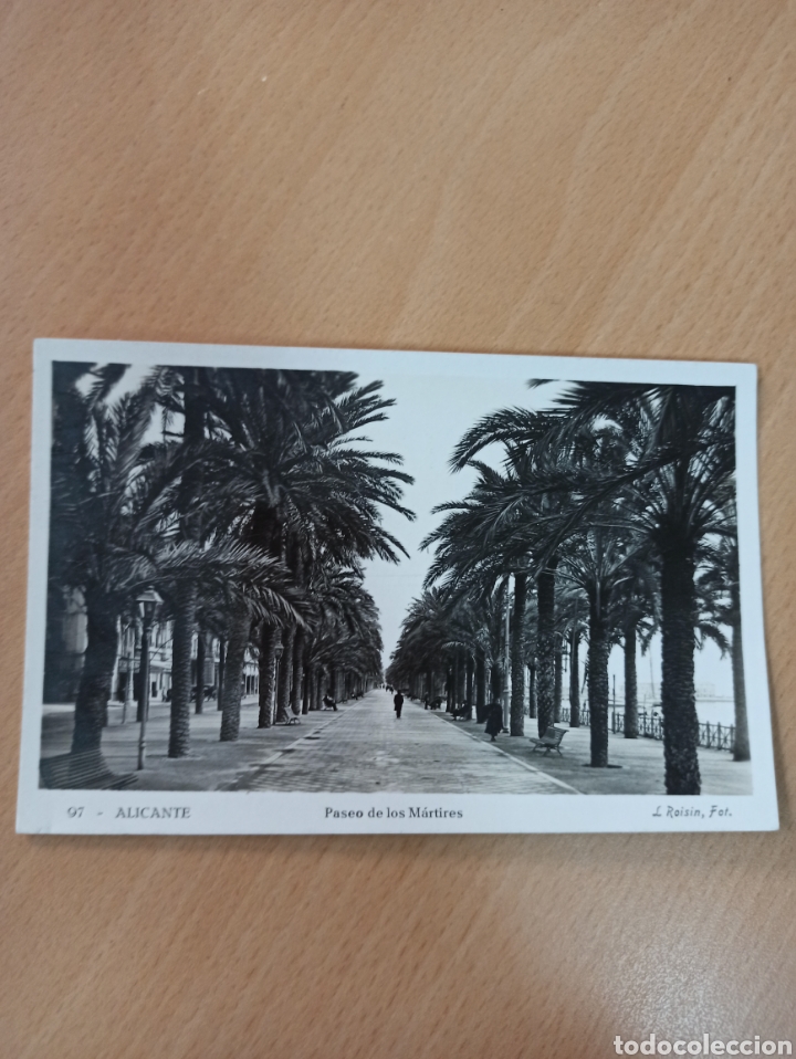 Paper Collecting Others: ANTIGUA POSTAL PASEO DE LOS M&Aacute;RTIRES L. ROISIN ALICANTE 1932