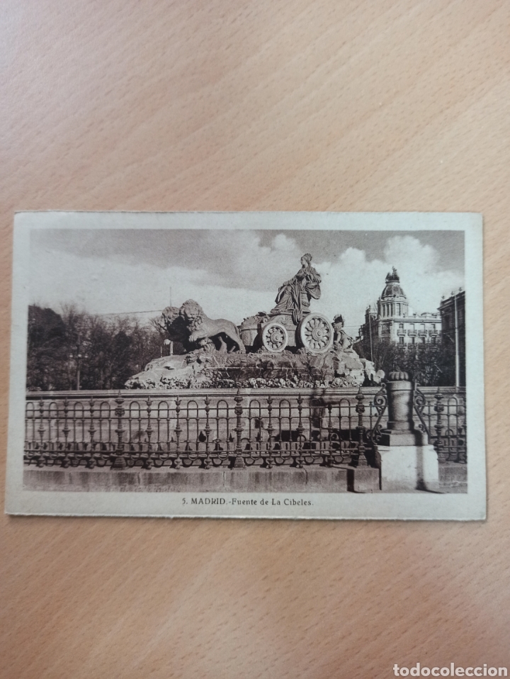 Paper Collecting Others: ANTIGUA POSTAL FUENTE DE LA CIBELES MADRID 1941