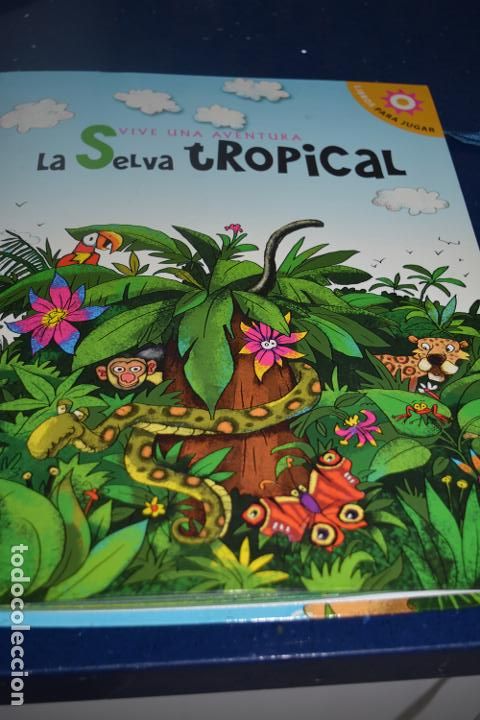 Otros Art&iacute;culos de Coleccionismo en Papel: LIBROS PARA JUGAR 3D COMPLETO CON FIGURAS .PRECIOSO !!!!!!.LA SELVA TROPICAL