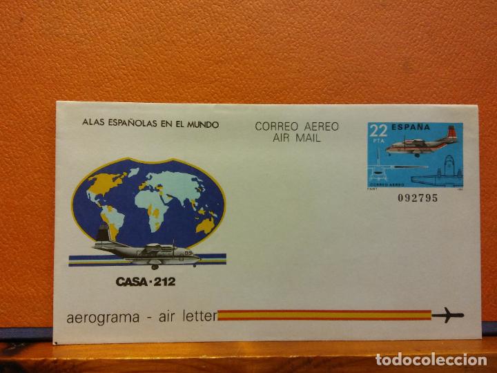 Collectionnisme Papier divers: SOBRES CORREO A&Eacute;REO. CASA 212. AEROGRAMA. ESPA&Ntilde;A. SOBRES DE COLECCI&Oacute;N. SIN USAR