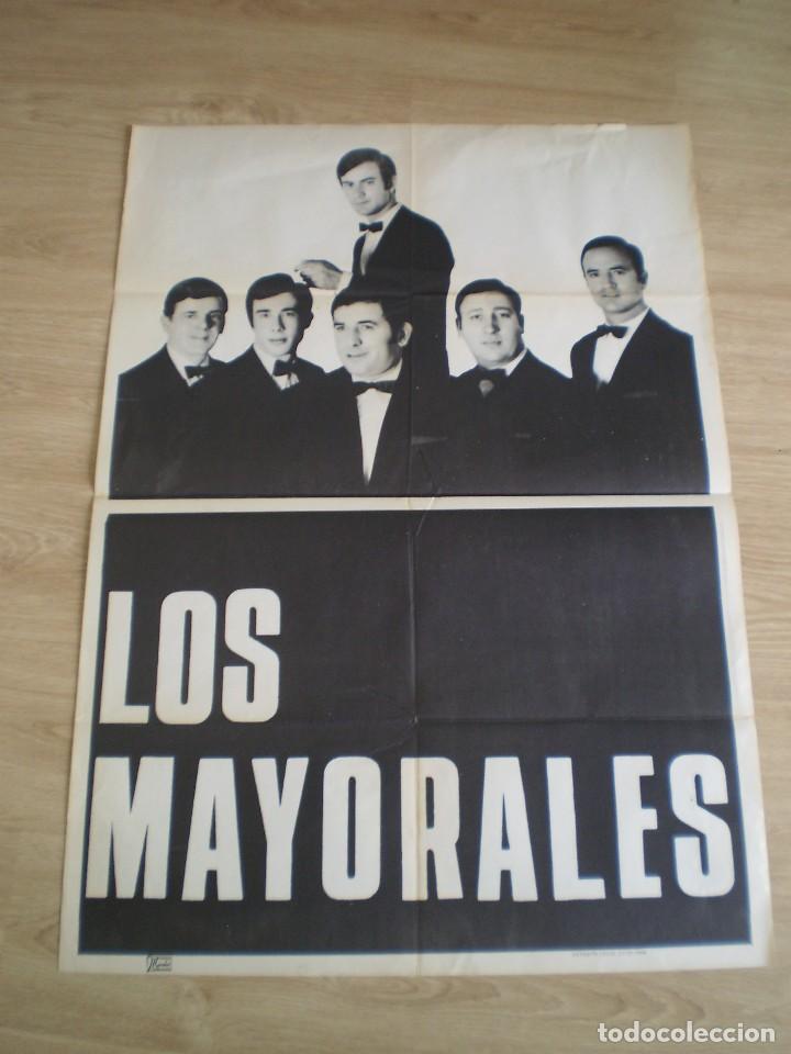 Outros artigos de papel: CARTEL GRUPO MUSICA. LOS MAYORALES. ORIGINAL A&Ntilde;O 1968. 100X70 CM.