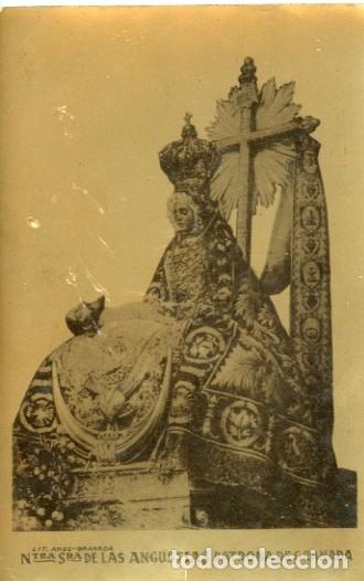 Outros artigos de papel: Estampa dorada, Ntra. Sra. de las Angustias Patrona de Granada. Lit. Anel Granada. 14 x 9 cm.