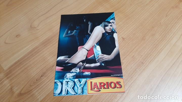 Otros art&iacute;culos de coleccionismo en papel: Larios -- Gin -- Ginebra -- Dry -- Recorte Publicidad licor - 2002