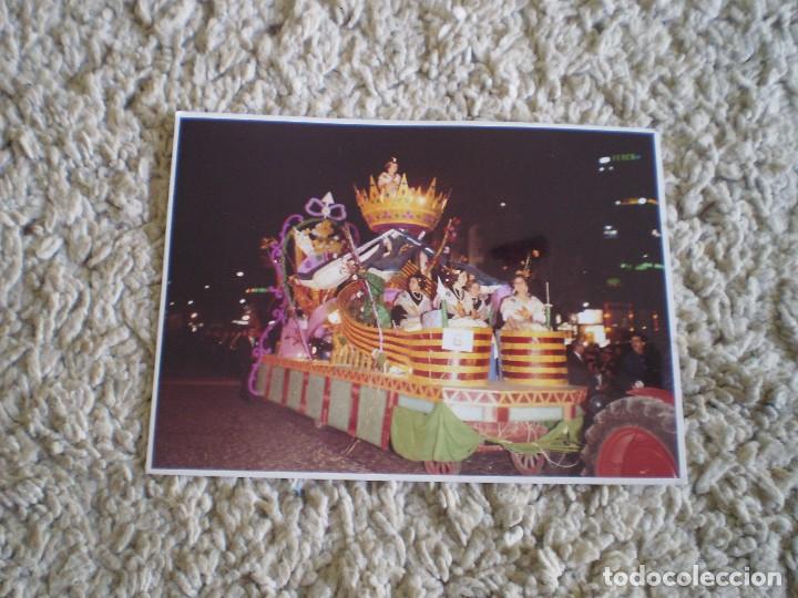 Paper Collecting Others: FOTOGRAFIA A&Ntilde;OS 60-70. CARROZA FALLAS VALENCIA. 18X13CM. PEDIDO M&Iacute;NIMO 10 EUROS.