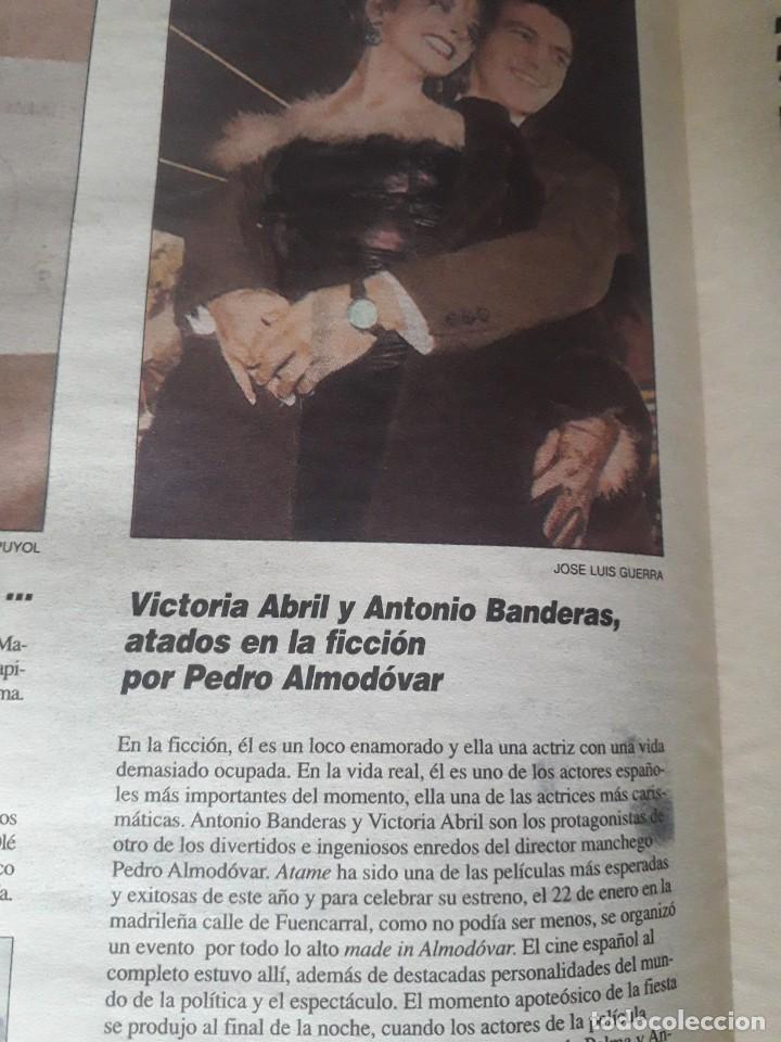 Otros art&iacute;culos de coleccionismo en papel: VICTORIA ABRIL Y ANTONIO BANDERAS PROTAGONIZAN &acute;ATAME&acute;. RECORTE &acute;DIARIO DEL SIGLO XX&acute;,1990