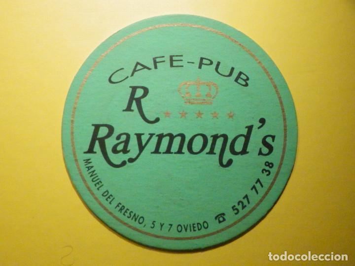 Collectionnisme Papier divers: Posavasos - Caf&eacute; Pub - R Raymond&acute;s - Manuel del Fresno, 5 y 7 - Oviedo