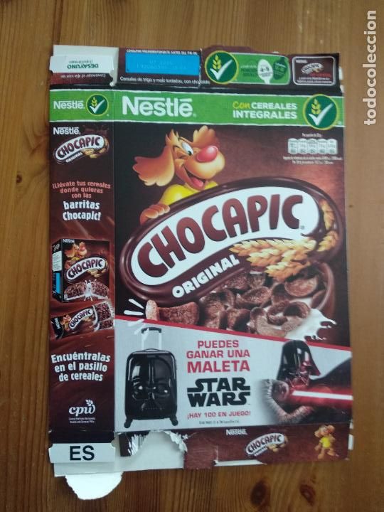 Otros Art&iacute;culos de Coleccionismo en Papel: ENVASE CAJA CART&Oacute;N CHOCAPIC NESTL&Eacute; PLEGADO CON PROMOCI&Oacute;N STAR WARS - MALETA 2019