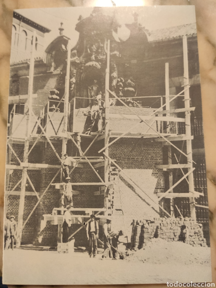 Outros artigos de papel: Madrid en Guerra. Tarjeta de invitaci&oacute;n a la exposici&oacute;n.