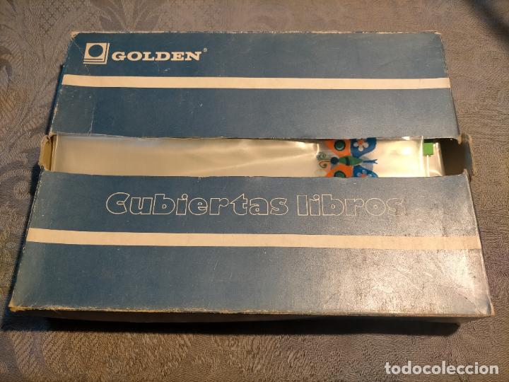 Outros artigos de papel: Caja llena de cubiertas fundas de plastico para libros motivos florales mariposas golden protectores