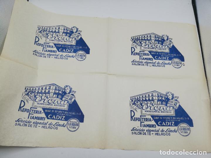 Sammelleidenschaft Andere Papierartikel: PLIEGO DE PAPEL DE ENVOLVER. VIENA. RESPOSTERIA FIAMBRES. SUCURSAL LA ROSITA. CADIZ.