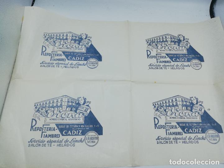 Sammelleidenschaft Andere Papierartikel: PLIEGO DE PAPEL DE ENVOLVER. VIENA. RESPOSTERIA FIAMBRES. SUCURSAL LA ROSITA. CADIZ.