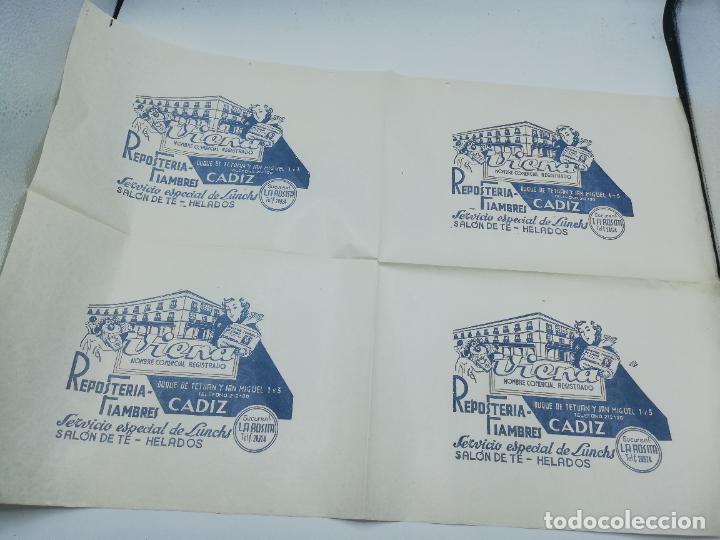 Sammelleidenschaft Andere Papierartikel: PLIEGO DE PAPEL DE ENVOLVER. VIENA. RESPOSTERIA FIAMBRES. SUCURSAL LA ROSITA. CADIZ.