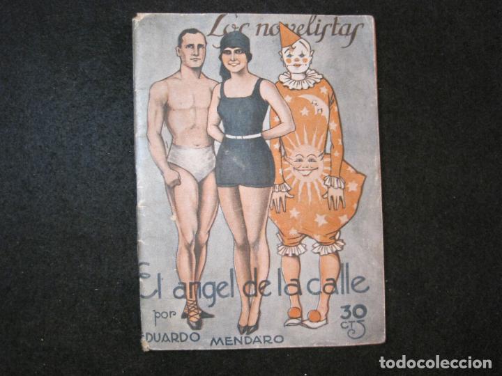 Outros artigos de papel: EL ANGEL DE LA CALLE-EDUARDO MENDARO-LOS NOVELISTAS-PAYASO DE CIRCO-VER FOTOS-(K-3308)
