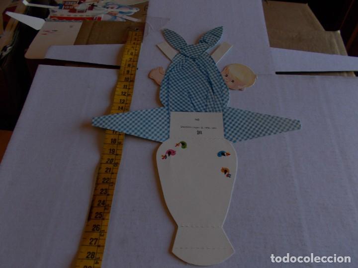 Outros artigos de papel: MANUALIDADES Y RECOTABLE INFANTIL ,,A&Ntilde;OS 70 EN BUEN ESTADO UNICO EN TC