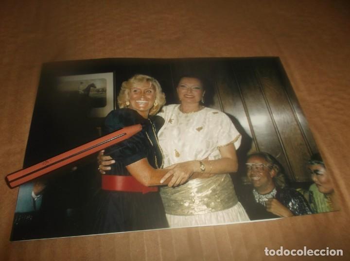 Otros Art&iacute;culos de Coleccionismo en Papel: RECORTE A&Ntilde;O 2005.- LA CANTANTE ROCIO JURADO,CON LOCUTORA ENCARNA SANCHEZ Y CON CANTANTE JUAN PARDO