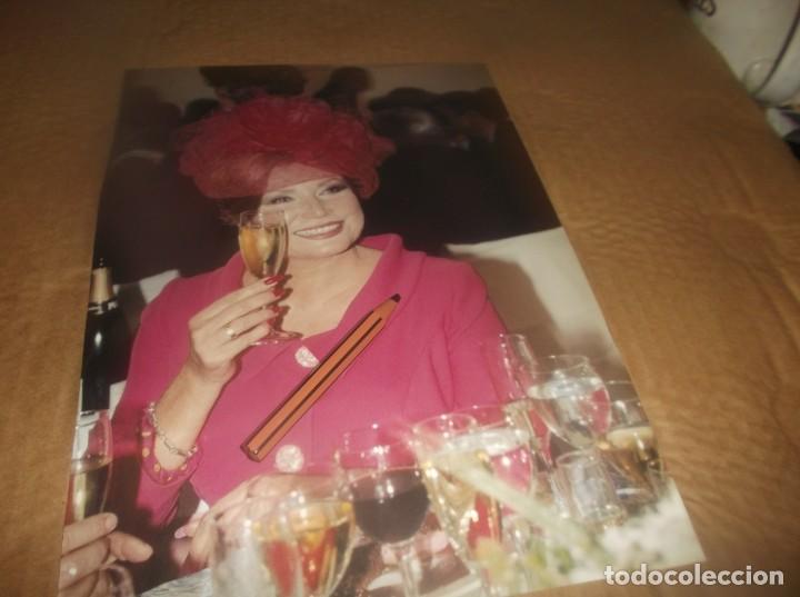 Otros Art&iacute;culos de Coleccionismo en Papel: RECORTE A&Ntilde;O 2005.- LA CANTANTE ROCIO JURADO
